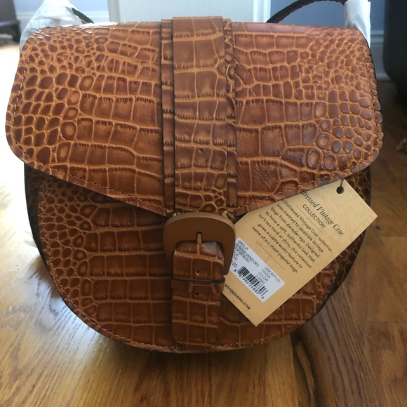 Salerno Saddle Bag, Vintage Leather Croc, NWT - Picture 6 of 8
